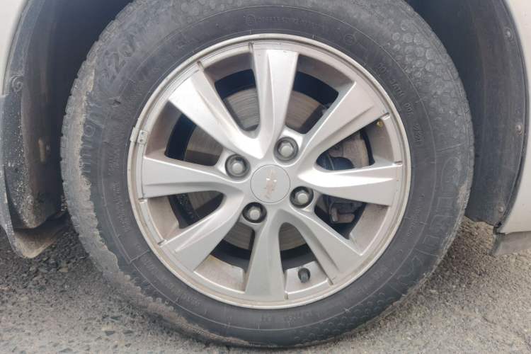Used Chevrolet Sail 2015 Sail 3 1.3L AMT Ideal Edition Right Front Wheel Hub