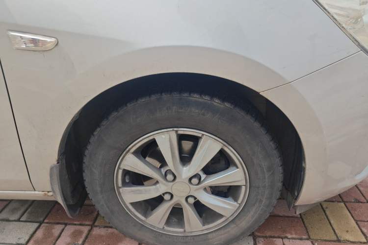 Used Chevrolet Sail 2015 Sail 3 1.5L Manual with Ideal Sunroof Edition Right Front Wheel Hub