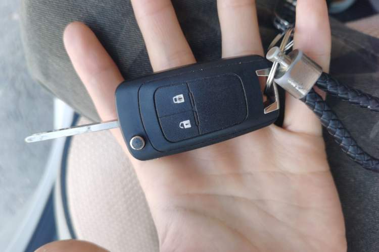 Used Chevrolet Sail 2015 Sail 3 1.3L AMT Ideal Edition Vehicle Key