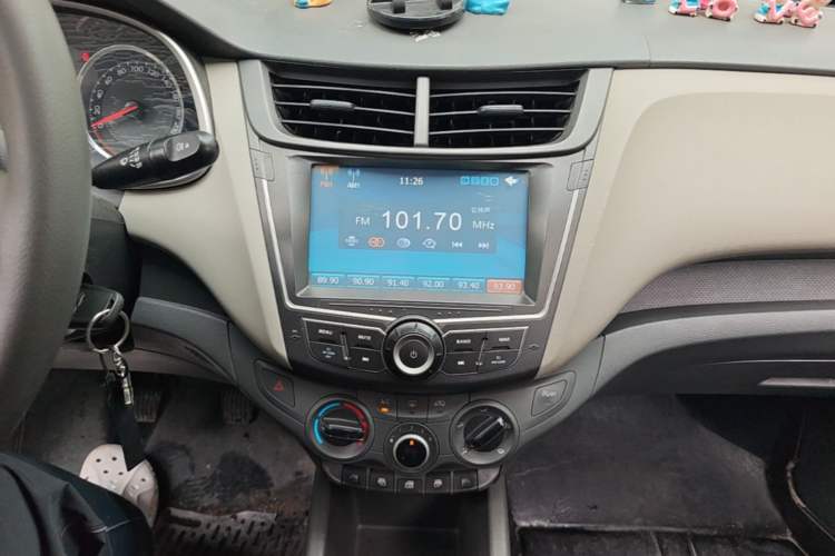 Used Chevrolet Sail 2015 Sail 3 1.5L Manual with Ideal Sunroof Edition Audio And AC Panel