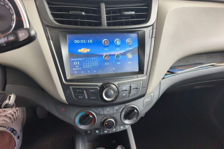 Used Chevrolet Sail 2015 Sail 3 1.3L Manual Ideal Edition Audio And AC Panel