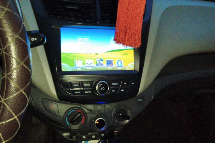 Used Chevrolet Sail 2015 Sail 3 1.3L AMT Ideal Edition Audio And AC Panel