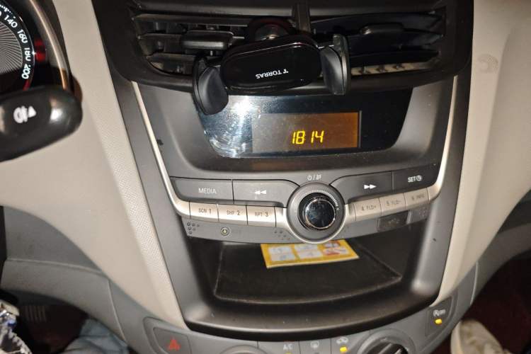 Used Chevrolet Sail 2015 Sail 3 1.5L Manual with Ideal Sunroof Edition Audio And AC Panel