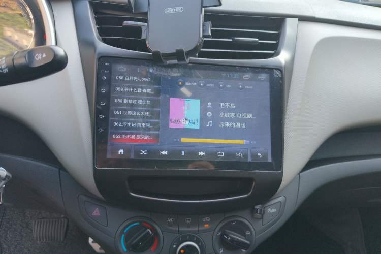 Used Chevrolet Sail 2015 Sail 3 1.3L AMT Ideal Edition Audio And AC Panel