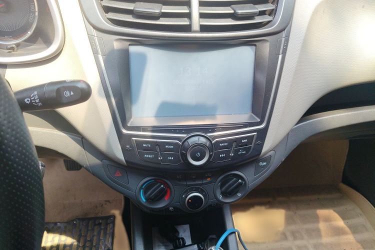 Used Chevrolet Sail 2015 Sail 3 1.5L Manual with Ideal Sunroof Edition Audio And AC Panel