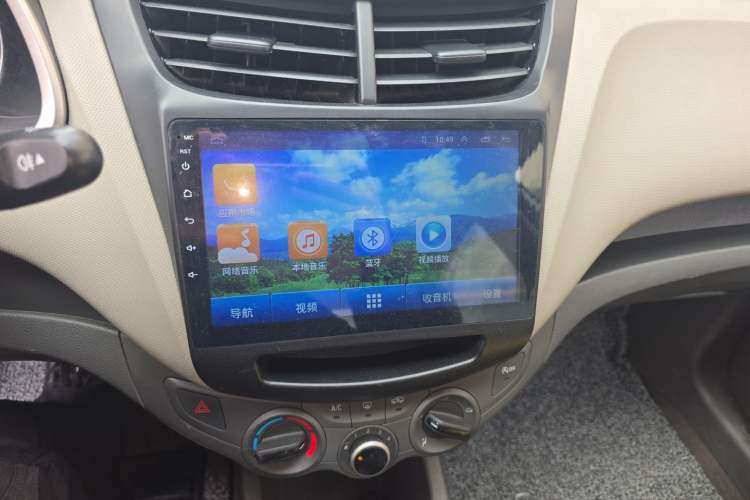 Used Chevrolet Sail 2015 Sail 3 1.3L AMT Ideal Edition Audio And AC Panel