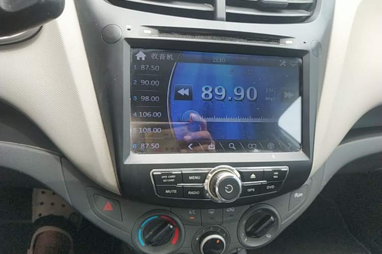 Used Chevrolet Sail 2015 Sail 3 1.5L Manual with Ideal Sunroof Edition Audio And AC Panel
