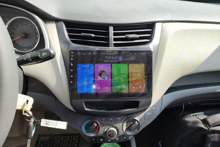Used Chevrolet Sail 2015 Sail 3 1.3L AMT Ideal Edition Audio And AC Panel
