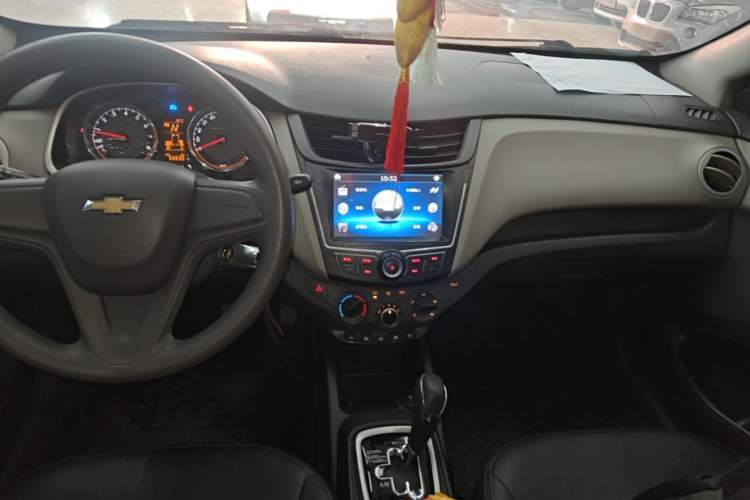 Used Chevrolet Sail 2015 Sail 3 1.3L AMT Ideal Edition Audio And AC Panel