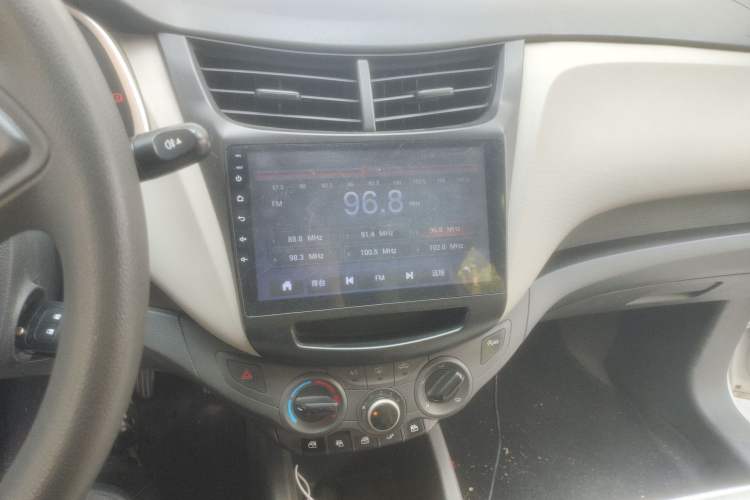 Used Chevrolet Sail 2015 Sail 3 1.3L AMT Ideal Edition Audio And AC Panel