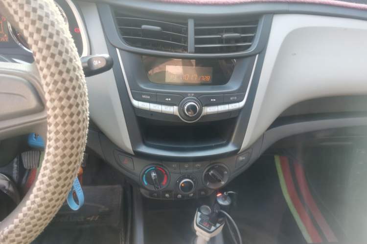 Used Chevrolet Sail 2015 Sail 3 1.3L Manual Ideal Edition Audio And AC Panel