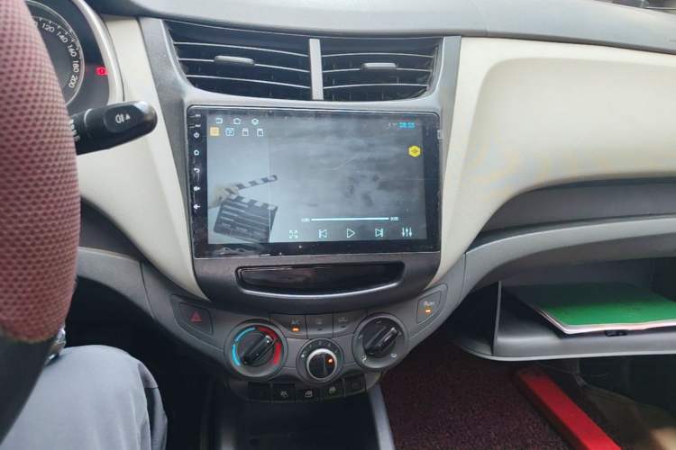 Used Chevrolet Sail 2015 Sail 3 1.3L AMT Ideal Edition Audio And AC Panel