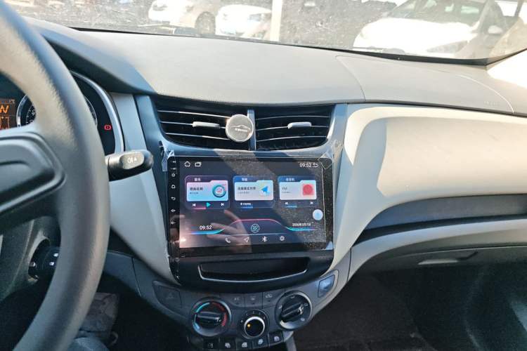 Used Chevrolet Sail 2015 Sail 3 1.3L AMT Ideal Edition Audio And AC Panel