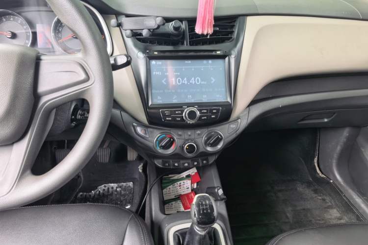 Used Chevrolet Sail 2015 Sail 3 1.3L Manual Ideal Edition Audio And AC Panel