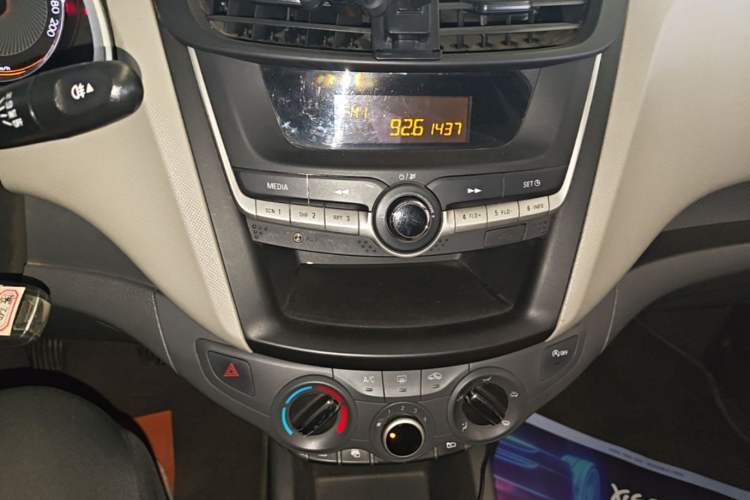 Used Chevrolet Sail 2015 Sail 3 1.5L Manual with Ideal Sunroof Edition Audio And AC Panel