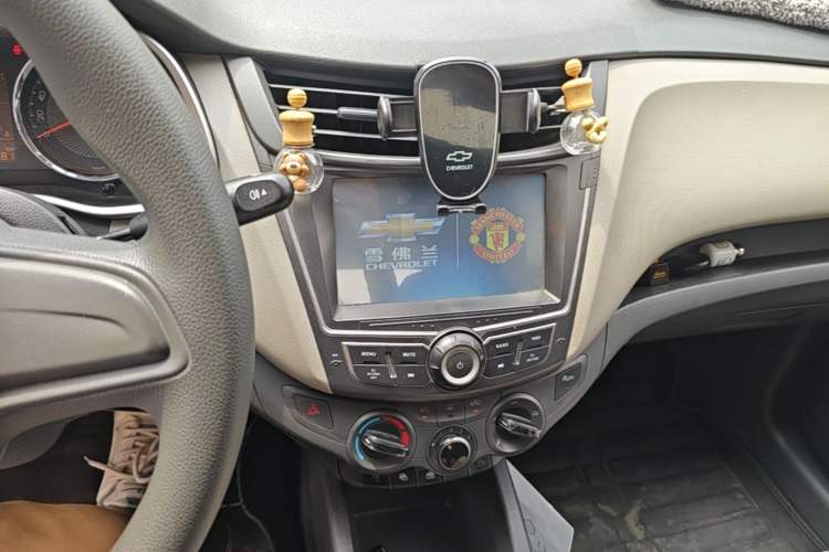 Used Chevrolet Sail 2015 Sail 3 1.3L AMT Ideal Edition Audio And AC Panel