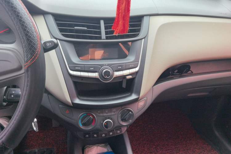 Used Chevrolet Sail 2015 Sail 3 1.3L Manual Ideal Edition Audio And AC Panel