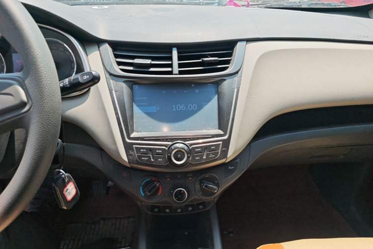 Used Chevrolet Sail 2015 Sail 3 1.5L Manual with Ideal Sunroof Edition Audio And AC Panel
