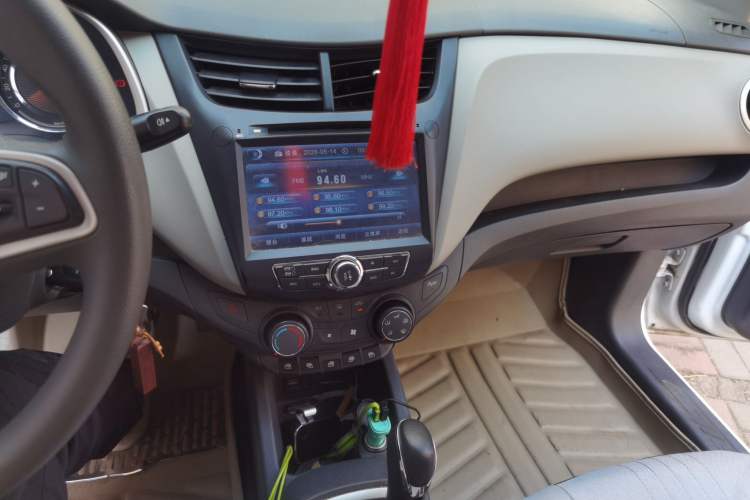 Used Chevrolet Sail 2015 Sail 3 1.5L AMT Happiness Sunroof Edition Audio And AC Panel
