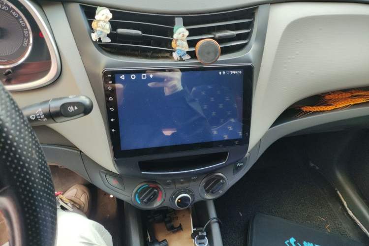 Used Chevrolet Sail 2015 Sail 3 1.5L Manual with Ideal Sunroof Edition Audio And AC Panel