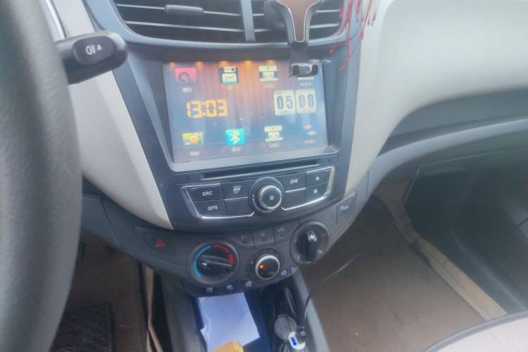 Used Chevrolet Sail 2015 Sail 3 1.5L Manual with Ideal Sunroof Edition Audio And AC Panel