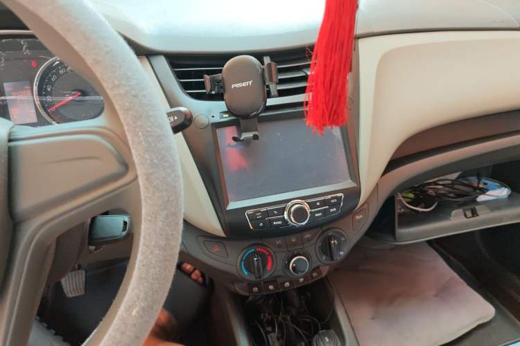 Used Chevrolet Sail 2015 Sail 3 1.3L Manual Ideal Edition Audio And AC Panel