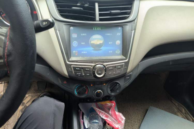 Used Chevrolet Sail 2015 Sail 3 1.5L Manual with Ideal Sunroof Edition Audio And AC Panel