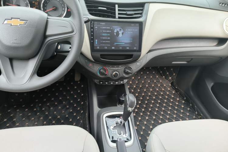 Used Chevrolet Sail 2015 Sail 3 1.3L AMT Ideal Edition Audio And AC Panel