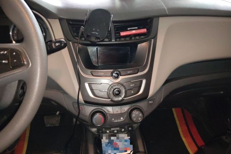 Used Chevrolet Sail 2015 Sail 3 1.5L AMT Happiness Sunroof Edition Audio And AC Panel