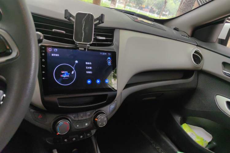 Used Chevrolet Sail 2015 Sail 3 1.5L AMT Happiness Sunroof Edition Audio And AC Panel