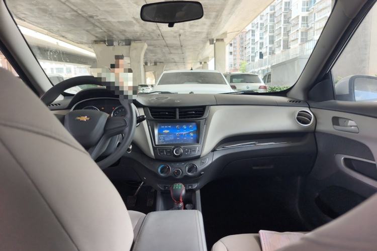 Used Chevrolet Sail 2015 Sail 3 1.3L Manual Ideal Edition Center Console