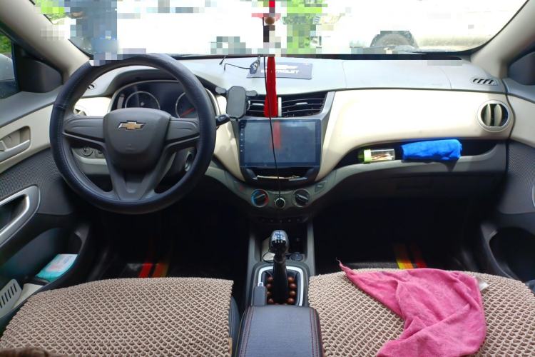 Used Chevrolet Sail 2015 Sail 3 1.3L Manual Ideal Edition Center Console