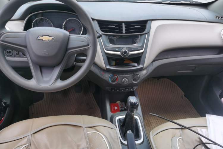 Used Chevrolet Sail 2015 Sail 3 1.5L Manual with Ideal Sunroof Edition Center Console