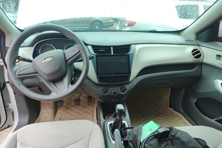 Used Chevrolet Sail 2015 Sail 3 1.3L Manual with Ideal Sunroof Edition Center Console