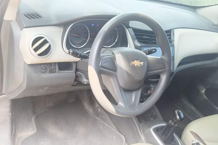 Used Chevrolet Sail 2015 Sail 3 1.5L Manual with Ideal Sunroof Edition Center Console