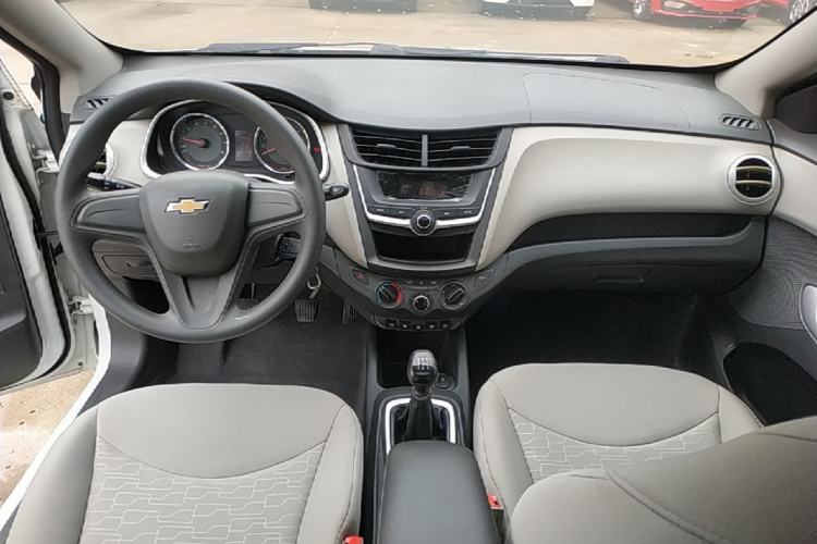 Used Chevrolet Sail 2015 Sail 3 1.5L Manual with Ideal Sunroof Edition Center Console