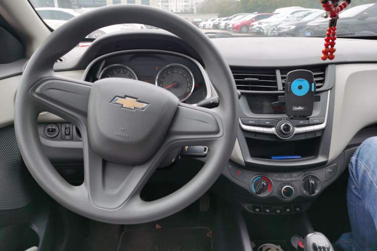 Used Chevrolet Sail 2015 Sail 3 1.5L Manual with Ideal Sunroof Edition Center Console