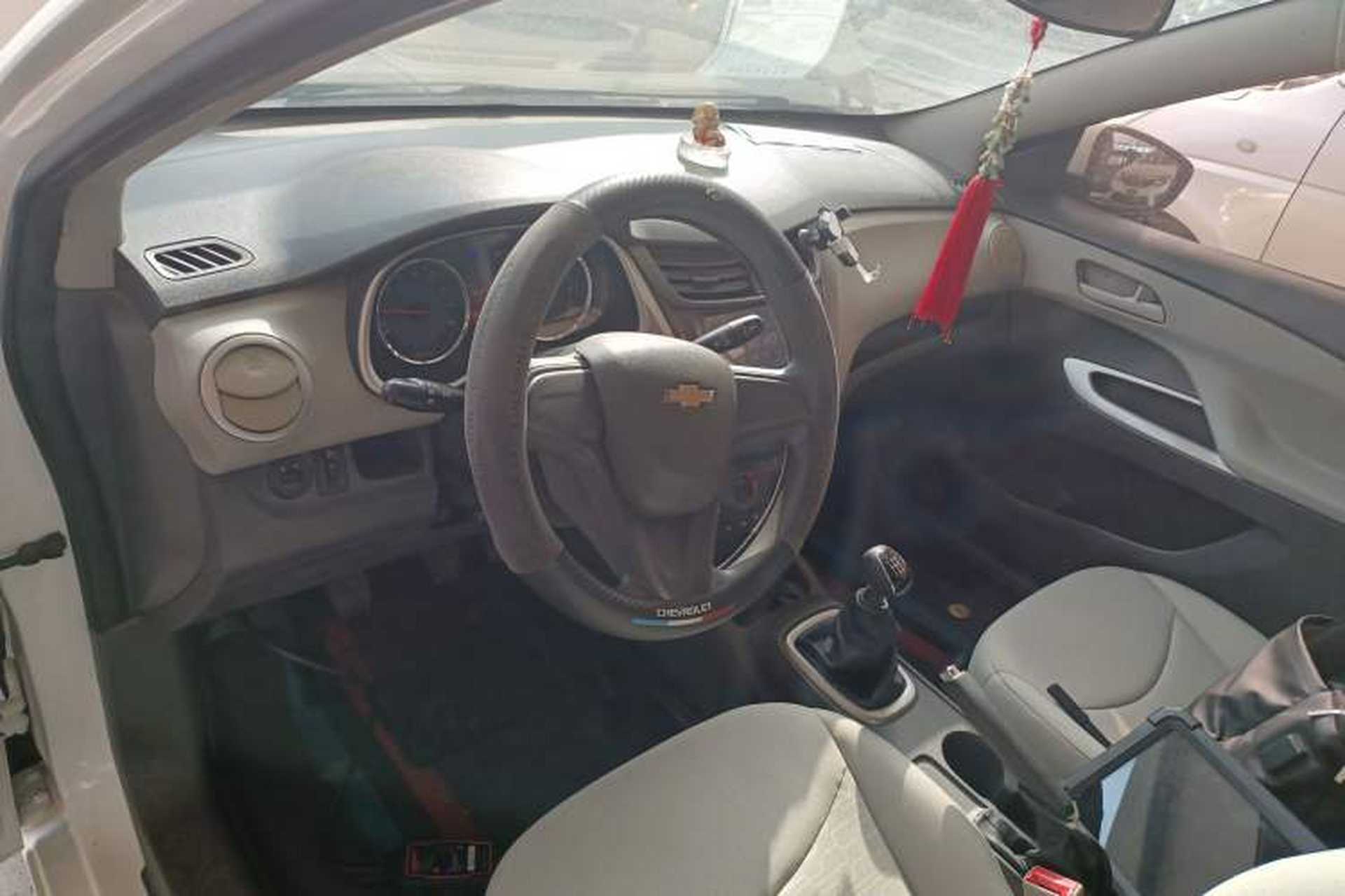 Used Chevrolet Sail 2015 Sail 3 1.3L Manual Ideal Edition Center Console