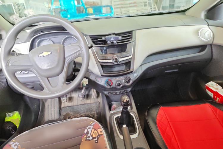 Used Chevrolet Sail 2015 Sail 3 1.3L Manual Ideal Edition Center Console