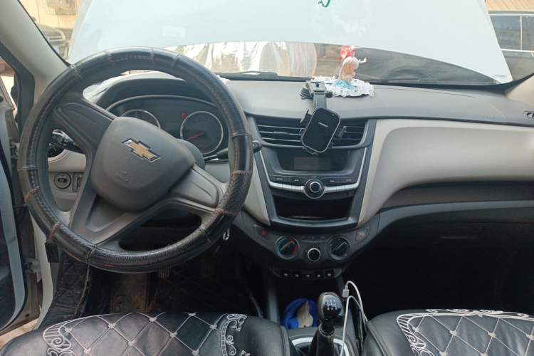 Used Chevrolet Sail 2015 Sail 3 1.5L Manual with Ideal Sunroof Edition Center Console