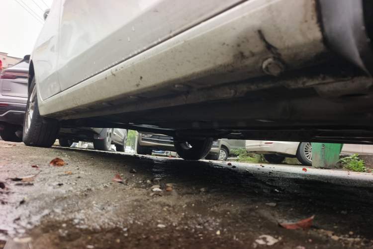 Used Chevrolet Sail 2015 Sail 3 1.3L AMT Ideal Edition Chassis Front Right