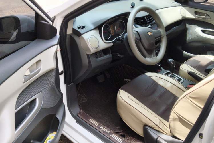 Used Chevrolet Sail 2015 Sail 3 1.3L AMT Ideal Edition Driver Seat