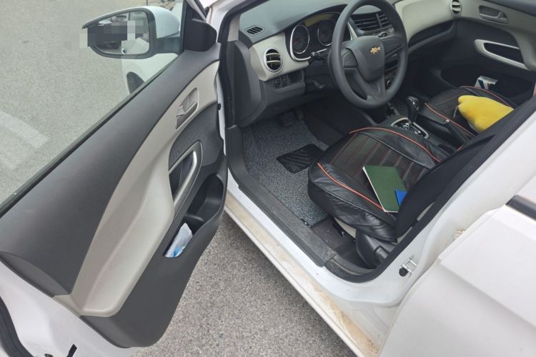 Used Chevrolet Sail 2015 Sail 3 1.3L AMT Ideal Edition Driver Seat