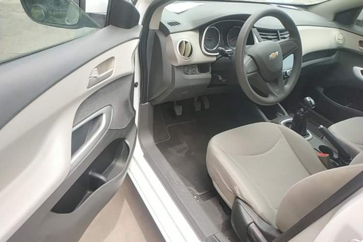 Used Chevrolet Sail 2015 Sail 3 1.5L Manual with Ideal Sunroof Edition Driver Seat