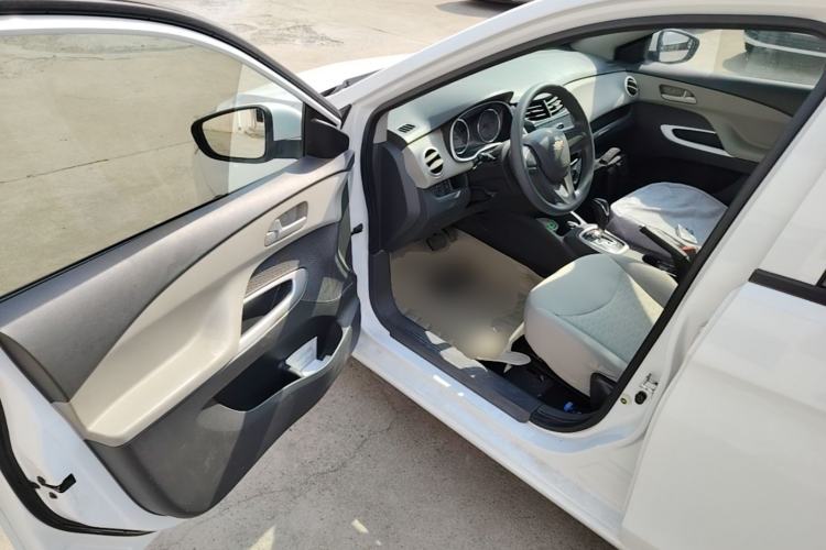 Used Chevrolet Sail 2015 Sail 3 1.3L AMT Ideal Edition Driver Seat