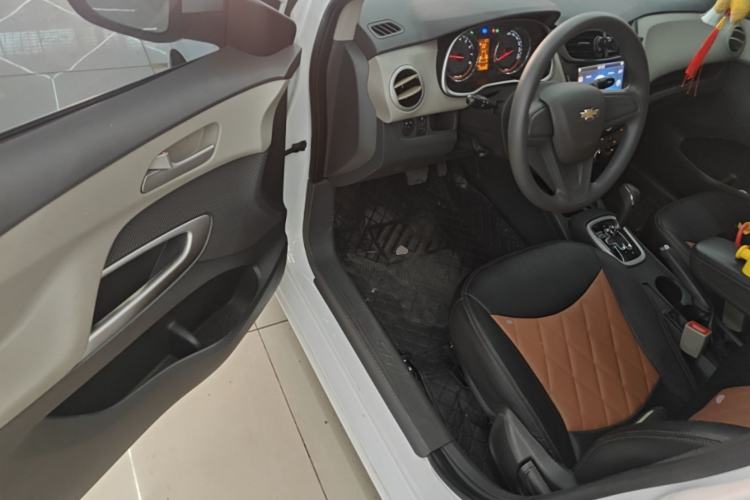 Used Chevrolet Sail 2015 Sail 3 1.3L AMT Ideal Edition Driver Seat