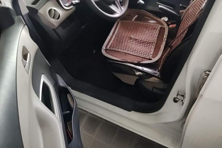 Used Chevrolet Sail 2015 Sail 3 1.3L Manual with Ideal Sunroof Edition Driver Seat