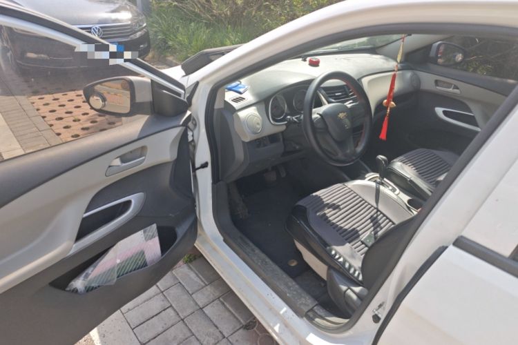 Used Chevrolet Sail 2015 Sail 3 1.3L AMT Ideal Edition Driver Seat