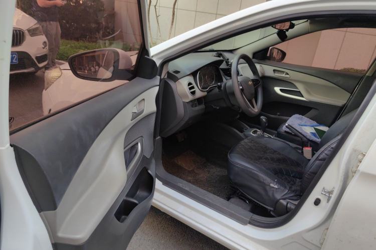 Used Chevrolet Sail 2015 Sail 3 1.3L AMT Ideal Edition Driver Seat