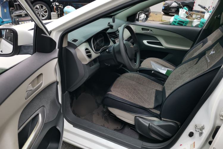 Used Chevrolet Sail 2015 Sail 3 1.3L AMT Ideal Edition Driver Seat